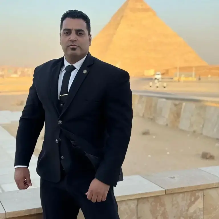 فرد من فريق الحماية الشخصية في بودي جارد مصر