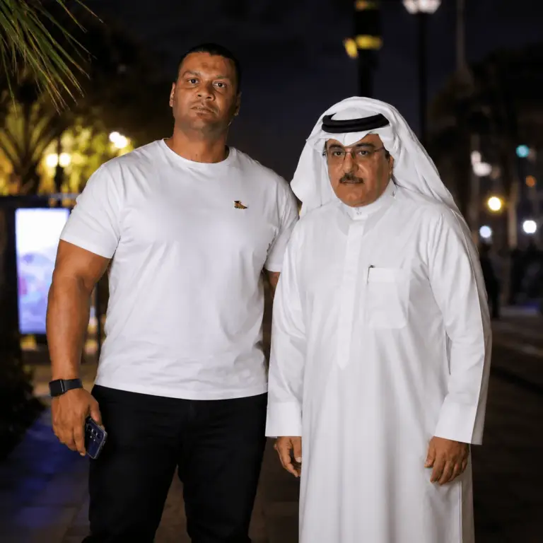 فريق الحماية أثناء تنفيذ مهمة